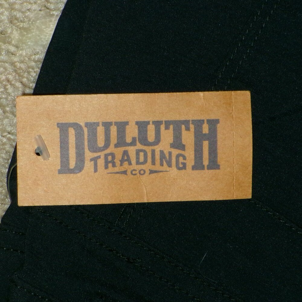 Women's Mid-Rise Bootcut black Cargo Pants - size 2 - Picture 5 of 8